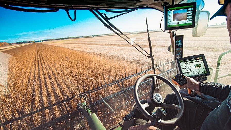 Driving a tractor with precision agriculture software