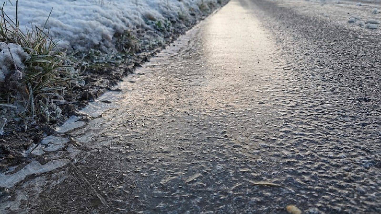 IcyRoadwayRed20Percent