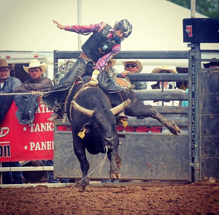 Woodward Takes Bull Riding Title At Black Hills Roundup - Kbhb News