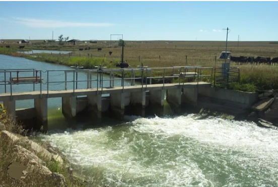 An irrigation canal in an irrigation district