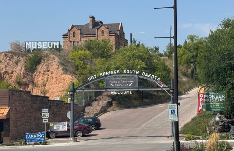 Hot Springs, S.D.